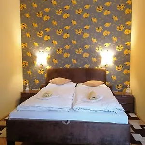Orient , Eger Magyarország