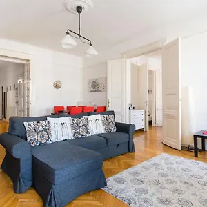  Apartament Friendly Oktogon