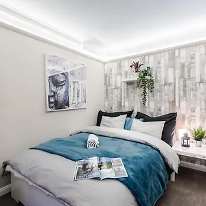  Apartament Roeck Premier Downtown