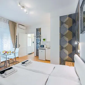Apartmán Parking, Ac, Wifi 2 In The Center