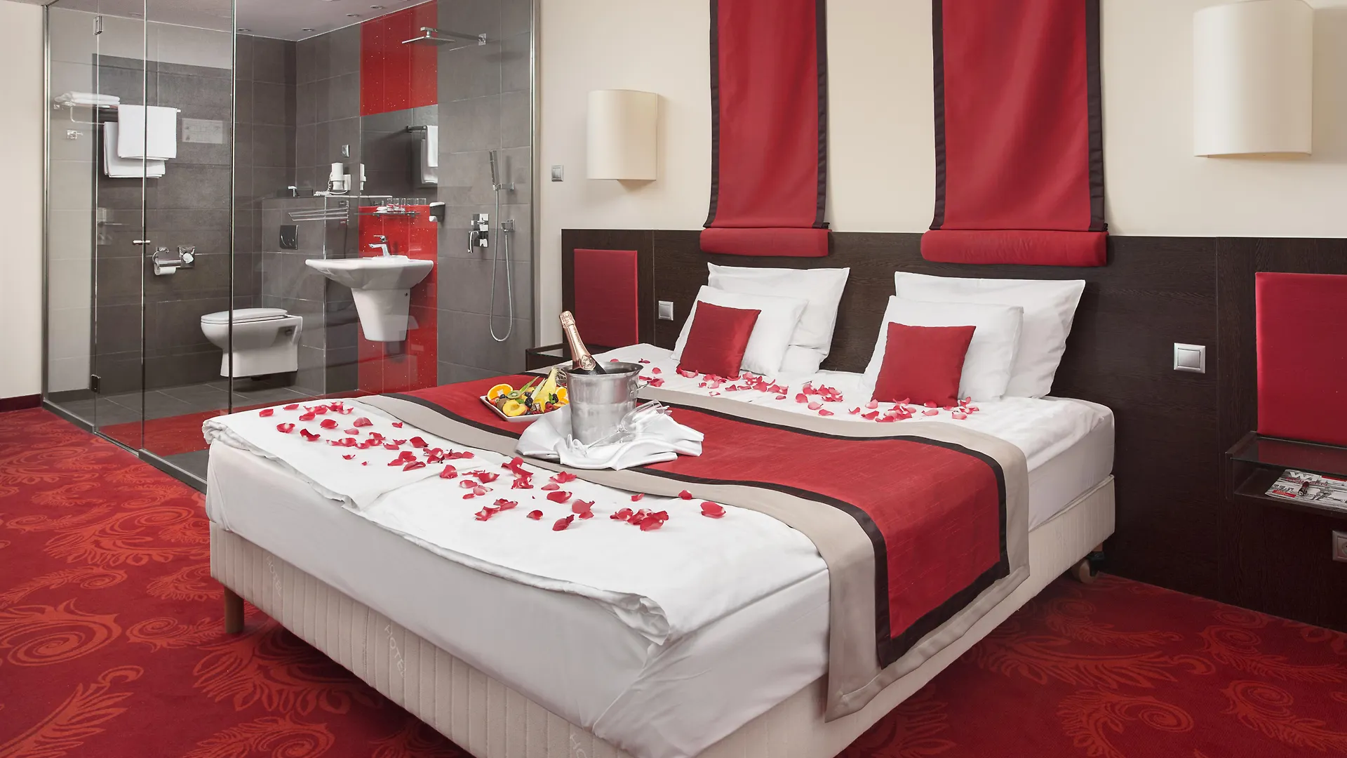 Rubin Wellness & Conference Hotel Будапешт